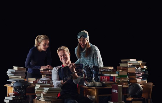 Take up Subject Valdres Folk High School Three Black