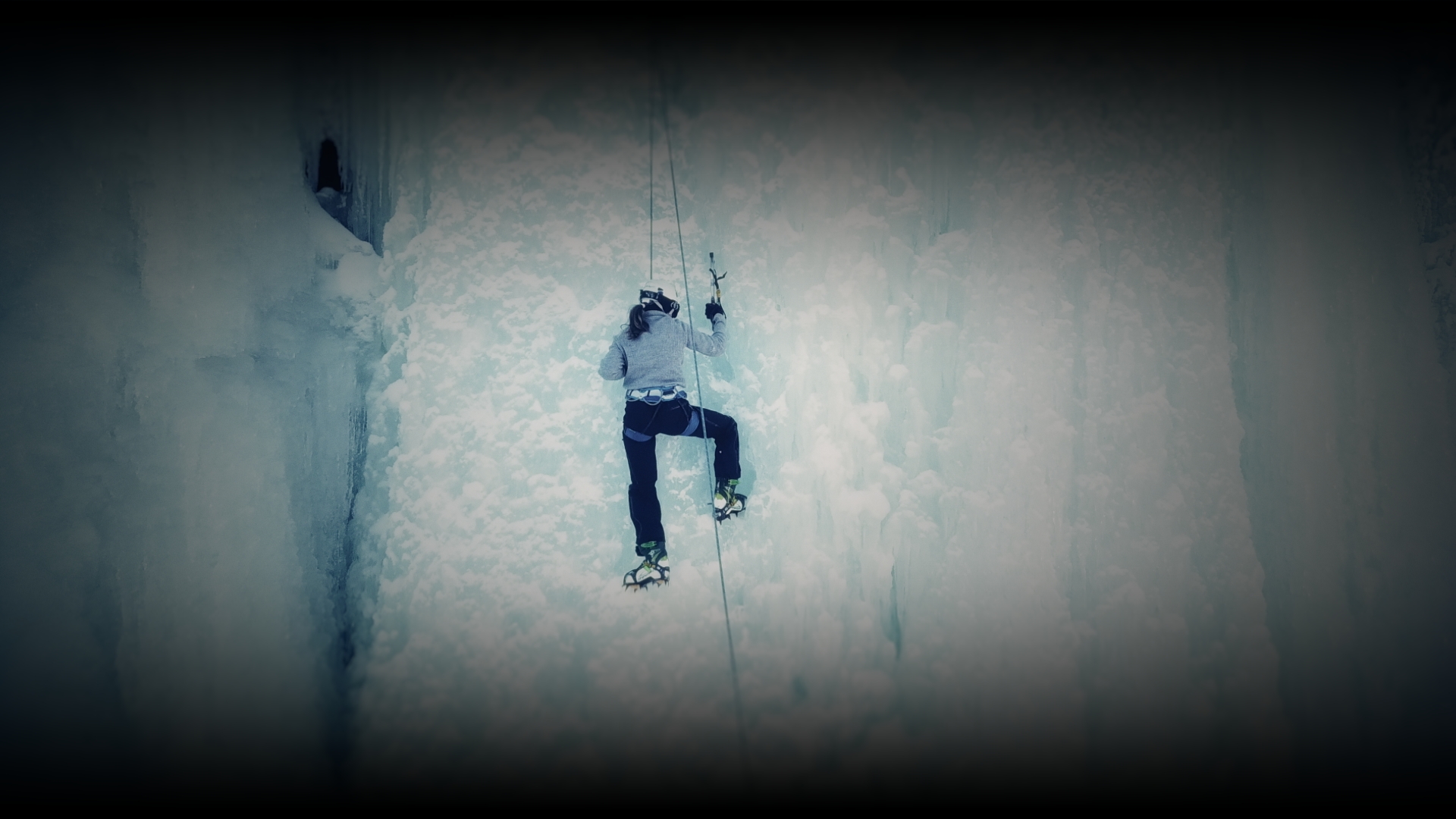 Vintereventyr Vertikal Still 1